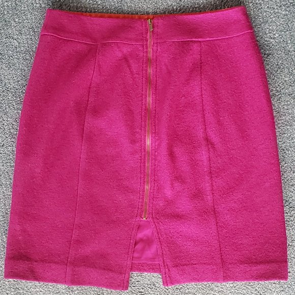 Banana Republic Rayon/Wool Pink Skirt 6 - Picture 2 of 2